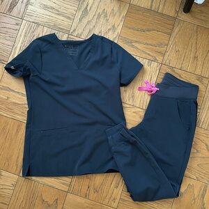 Figs scrubs set xs